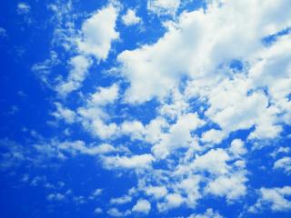 обои Синева неба с облачнoстью фото