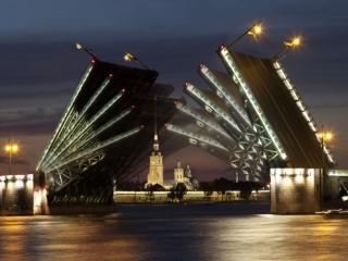 обои Разведение Дворцового моста. Санкт-Петербург фото
