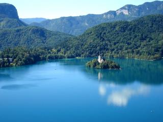 обои Голубое озеро Словении фото