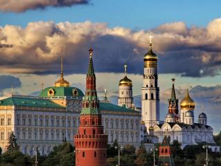 обои Московский Кремль в закатных лучах фото