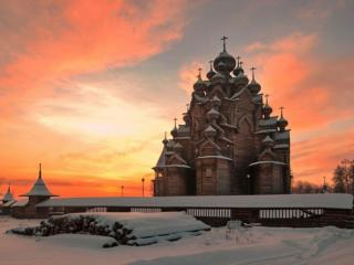 обои Действующий православный храм в Невском лесопарке,   Всеволожского р-на,   Ленинградской области фото