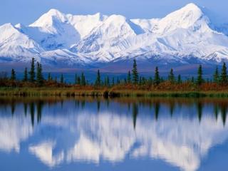 обои Белая гора и ее отражение фото