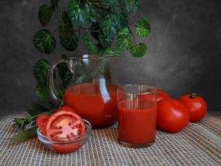 обои Помидоры и томатный сок фото