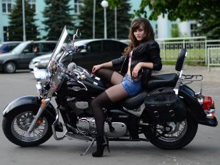 обои Девушка на мотоцикле фото