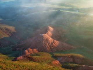 обои Красные скалы Большого Богдо. Астраханская область фото