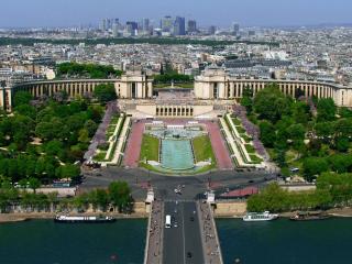 обои для рабочего стола: Вид Парижа с Эйфелевой башни