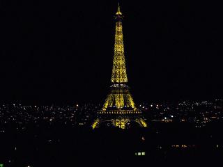 обои Эйфелева башня в ночи фото