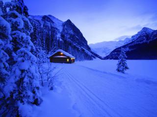 обои для рабочего стола: Seasonal Retreat, Banff National Park, Alberta, Canada