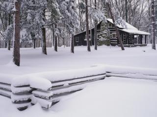обои Rustic Cabin in Winter, Brown County State Park, Indiana фото