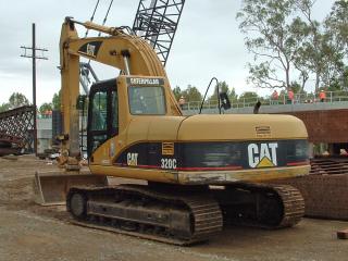 обои Caterpillar 320C Excavator фото