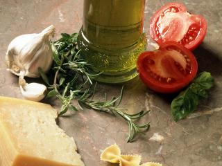обои Сыр, чеснок, оливковое масло, помидор фото