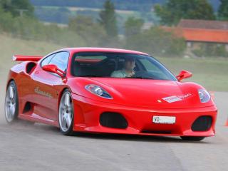 обои Красный Ferrari фото