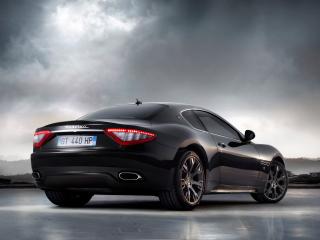 обои Maserati Gran Turismo S фото