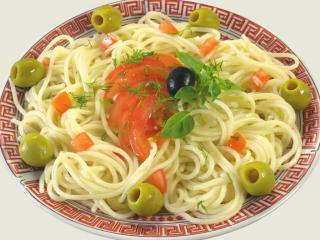 обои Спагетти с оливками фото