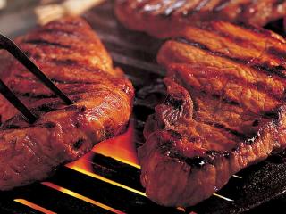 обои Barbecue Steaks from Grill фото