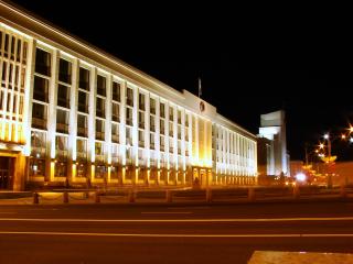 обои Красивое здание в Минске фото