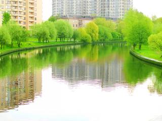 обои Весенний пруд в Минске фото