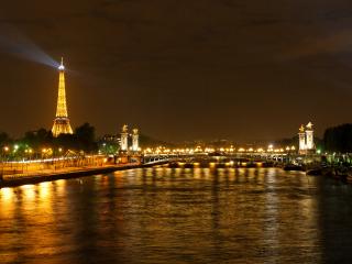 обои Ночной Париж - вид на реку фото