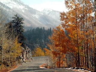 обои Дорога, горы, поздняя осень фото