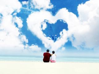 обои Влюблённая пара на берегу под сердцем любви фото