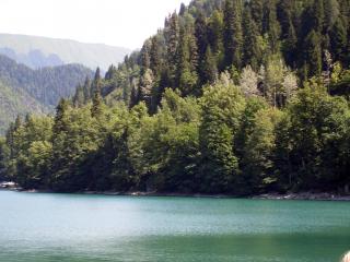 обои Озеро Рицца в Абхазии фото