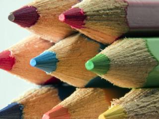 обои 8 цветных карандашей фото