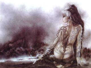обои Девушка с огромной татуировкой в виде змей фото