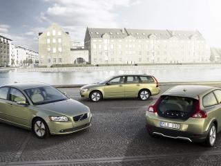 обои 3 модели Volvo фото