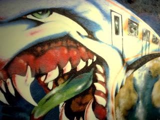 обои Граффити поезд-монстр фото