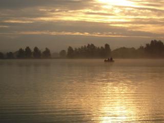 обои Утренее озеро фото