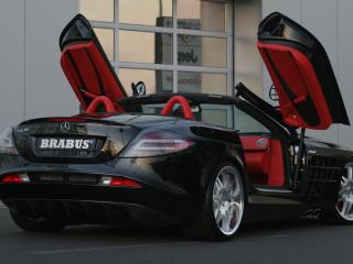 обои для рабочего стола: Brabus SLR McLaren Cabriolet вид сбоку с открытыми дверями