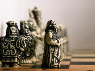 обои Шахматные фигуры из слоновой кости фото