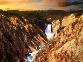 обои Водопад в Йеллоустоунском национальном парке фото