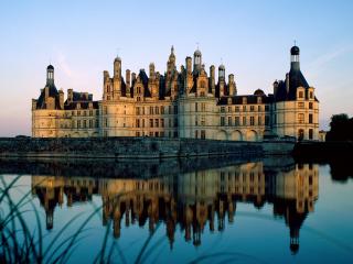 обои Замок, окруженный водой, Франция фото