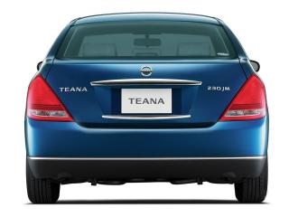 обои для рабочего стола: Nissan Teana вид сзади