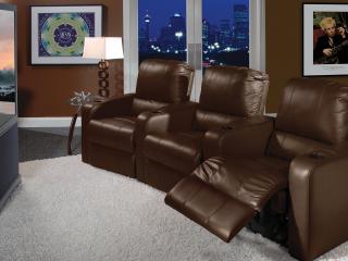 обои Домашний кинотеатр 3D, с коричневыми кожаными креслами фото