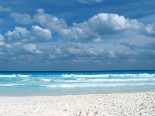 обои Синие волны атакуют пляж фото