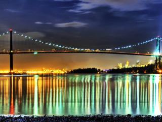 обои Ночной мост отражается в реке фото