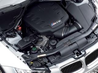 обои BMW M3 вид со стороны двигателя фото