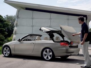 обои BMW_335i-cabrio вид с открытым багажником фото
