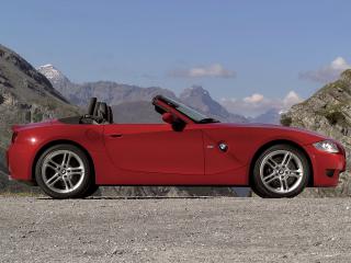 обои для рабочего стола: BMW_Z4-M_вид на фоне гор