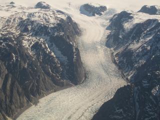 обои для рабочего стола: Sondrestrom Glacier in Greenland by Air