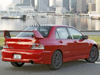 обои для рабочего стола: Mits Lancer Evo вид авто сзади