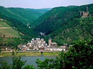 обои Maus Castle on the Rhein River,   Germany фото