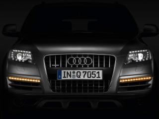 обои Audi Q7 фары фото