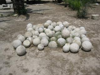 обои Каменные шары острова Крита фото