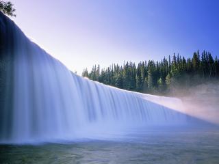 обои Большой лесной водопад фото