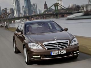 обои Mercedes-Benz S Class 2010 фото