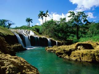 обои Водопад в тропиках фото