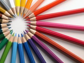 обои Набор цветных карандашей фото
